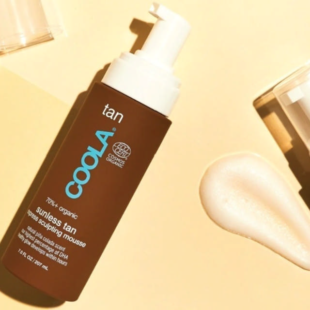 COOLA Sunless Tan Express Sculpting Mousse selvbruner, 207 ml.